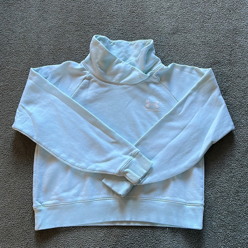 Under armor sweatshirt